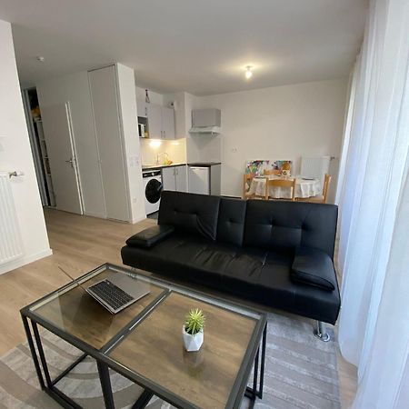 Joli Appartement F2 Bobigny Metro Proche Paris Bagian luar foto