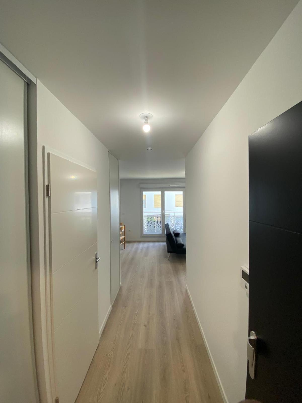 Joli Appartement F2 Bobigny Metro Proche Paris Bagian luar foto